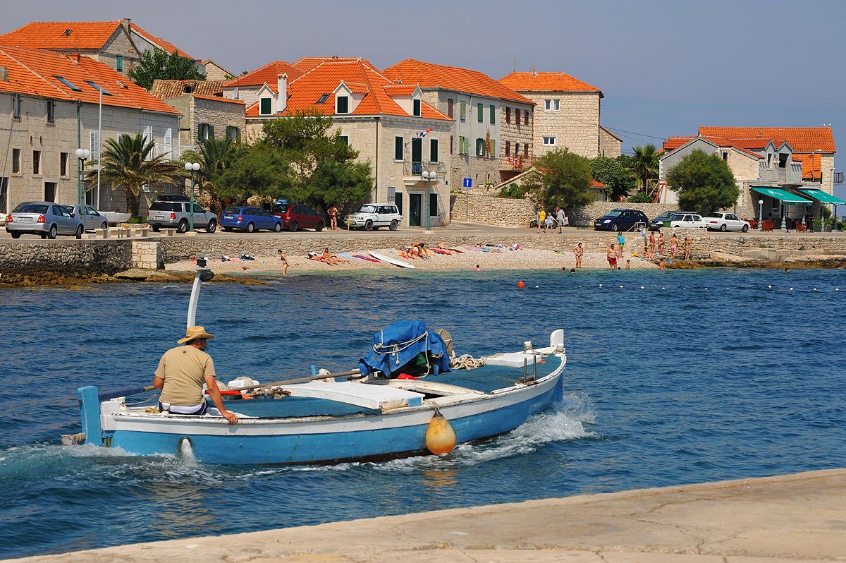 Uferpromenade von Sutivan